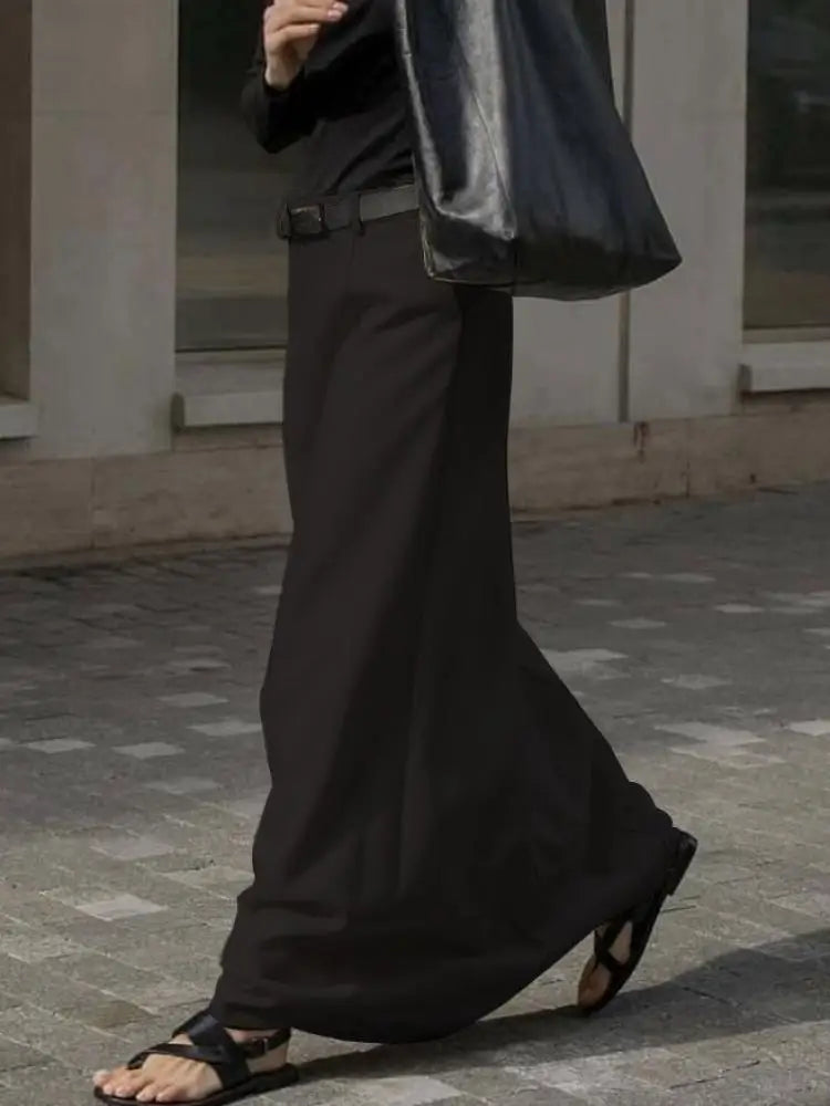 High-Waist Maxi Skirt – Elegant Flowy Black Skirt for Every Occasion