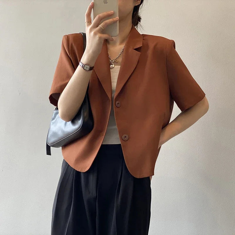 Women’s Short Sleeve Blazer – Elegant Single-Breasted Jacket