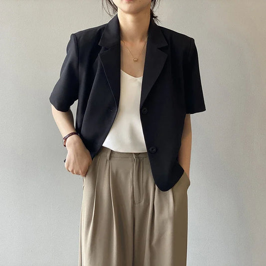 Women’s Short Sleeve Blazer – Elegant Single-Breasted Jacket