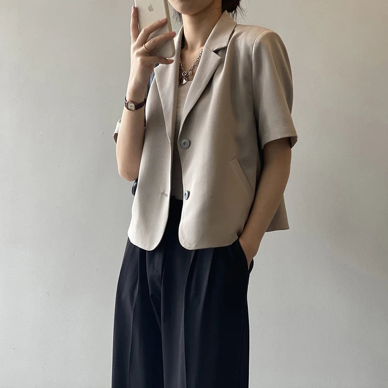 Women’s Short Sleeve Blazer – Elegant Single-Breasted Jacket